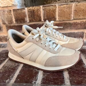 Kizik Milan Bone women’s 8.5 men’s 7